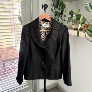 Le Suit Black Blazer – Women’s Size 10